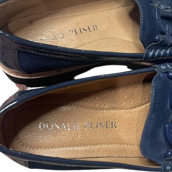 Donald Pliner Helioci Moe Toe Loafer Navy Suede Lug Sole NWOB - Picture 5 of 7